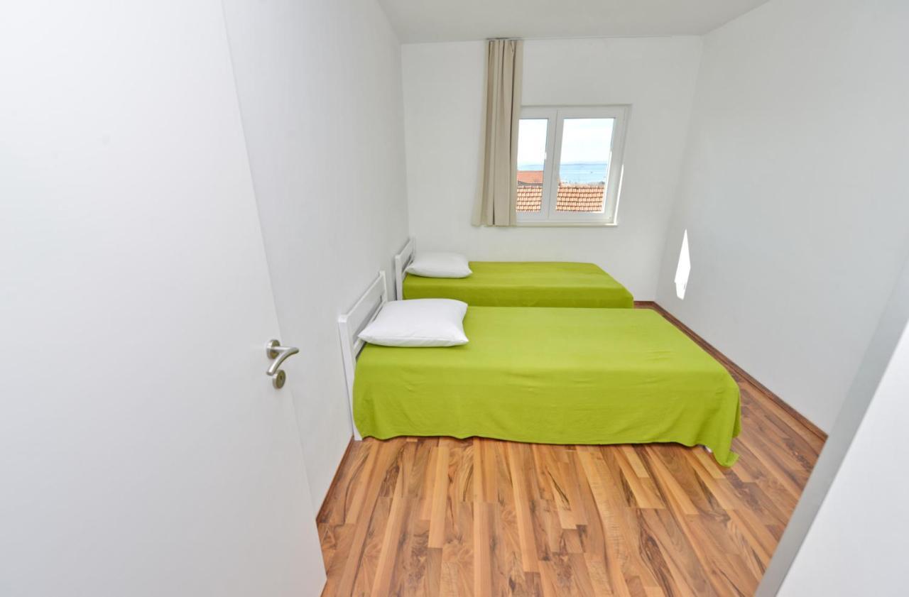 Apartments Verita Pakoštane Exterior foto