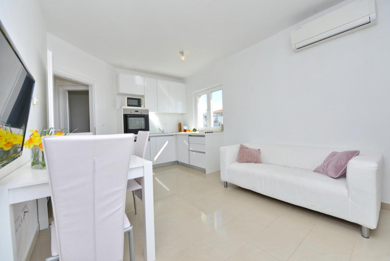 Apartments Verita Pakoštane Exterior foto